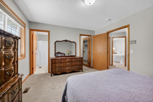 9244 Dunbar Knoll N, Minneapolis, MN 55443