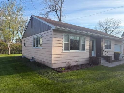 305 W Pacific Avenue, Atwater, MN 56209