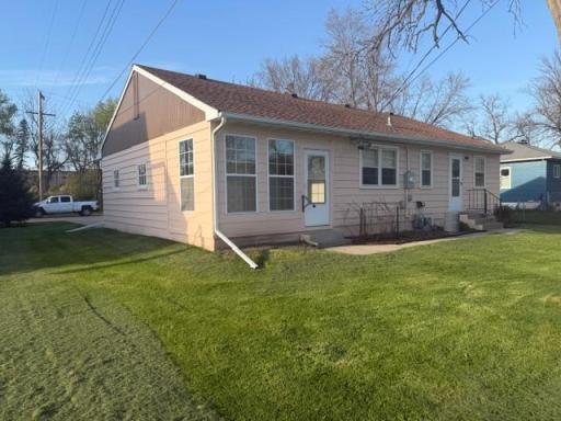 305 W Pacific Avenue, Atwater, MN 56209
