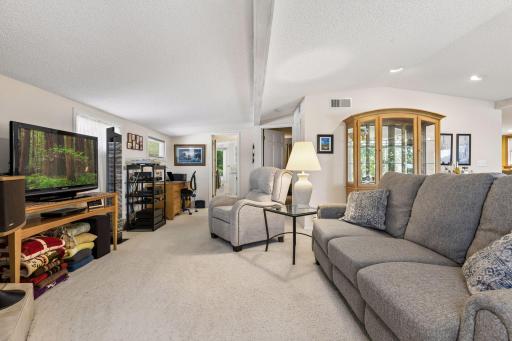 3335 Crystal Bay Road, Wayzata, MN 55391