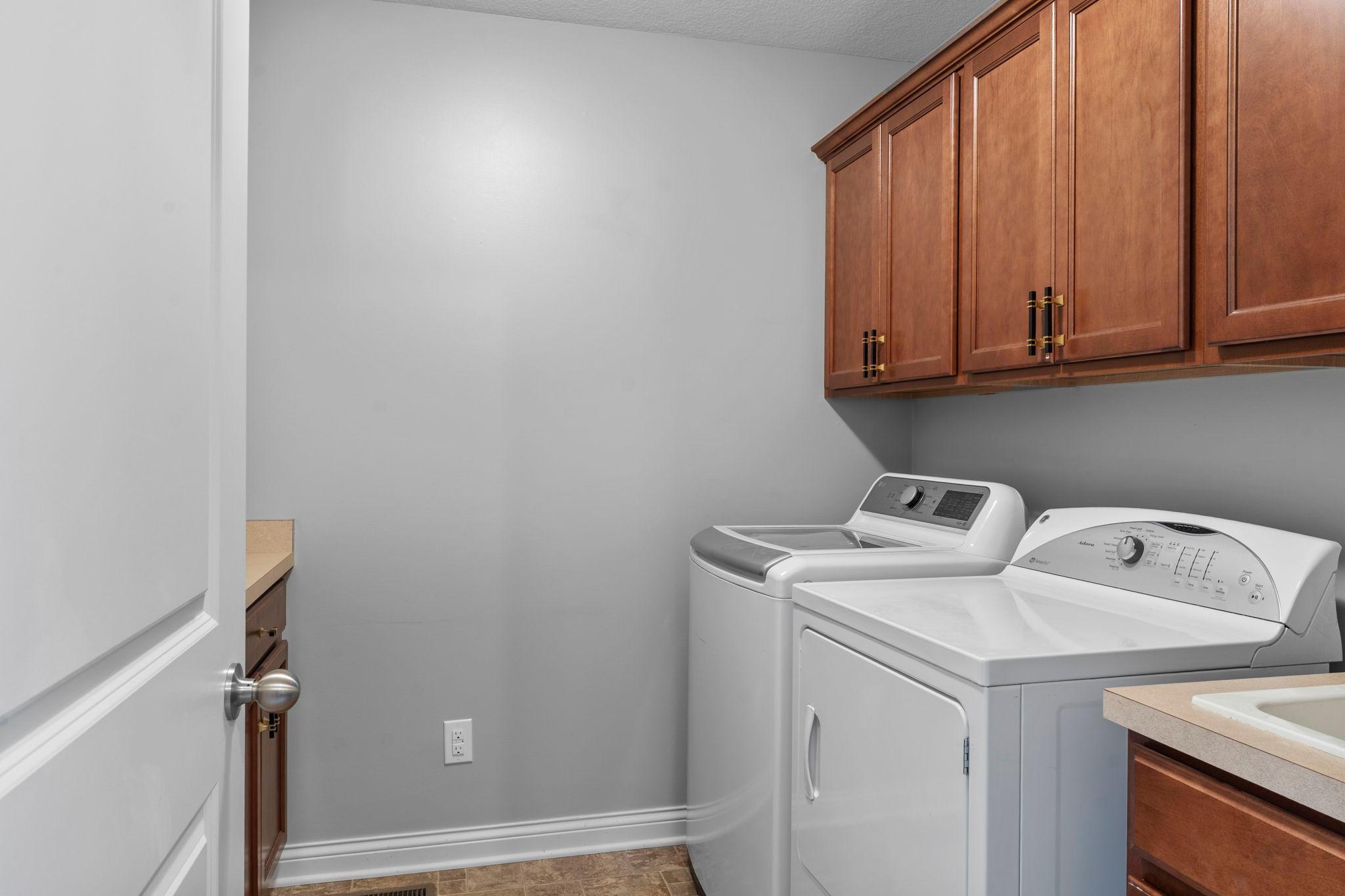 84-web-or-mls-936 Inspiration Pkwy S-490.jpg