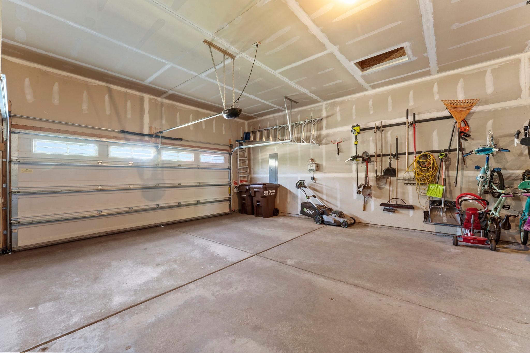 56-web-or-mls-936 Inspiration Pkwy S-350.jpg