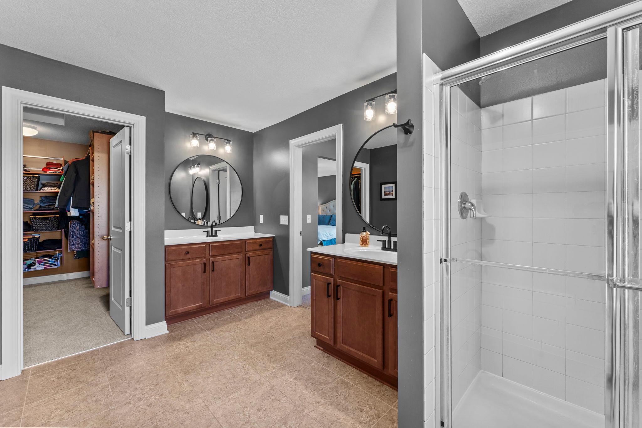 70-web-or-mls-936 Inspiration Pkwy S-420.jpg