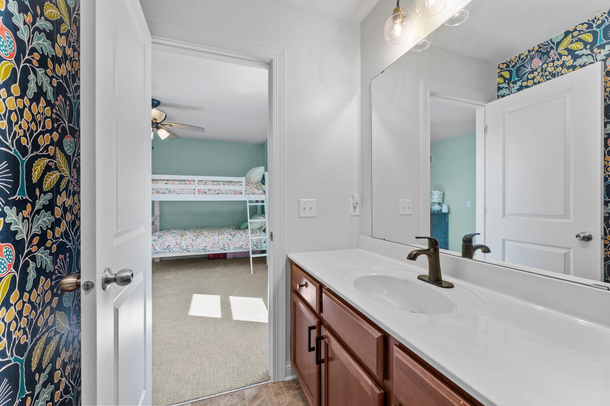 78-web-or-mls-936 Inspiration Pkwy S-460.jpg
