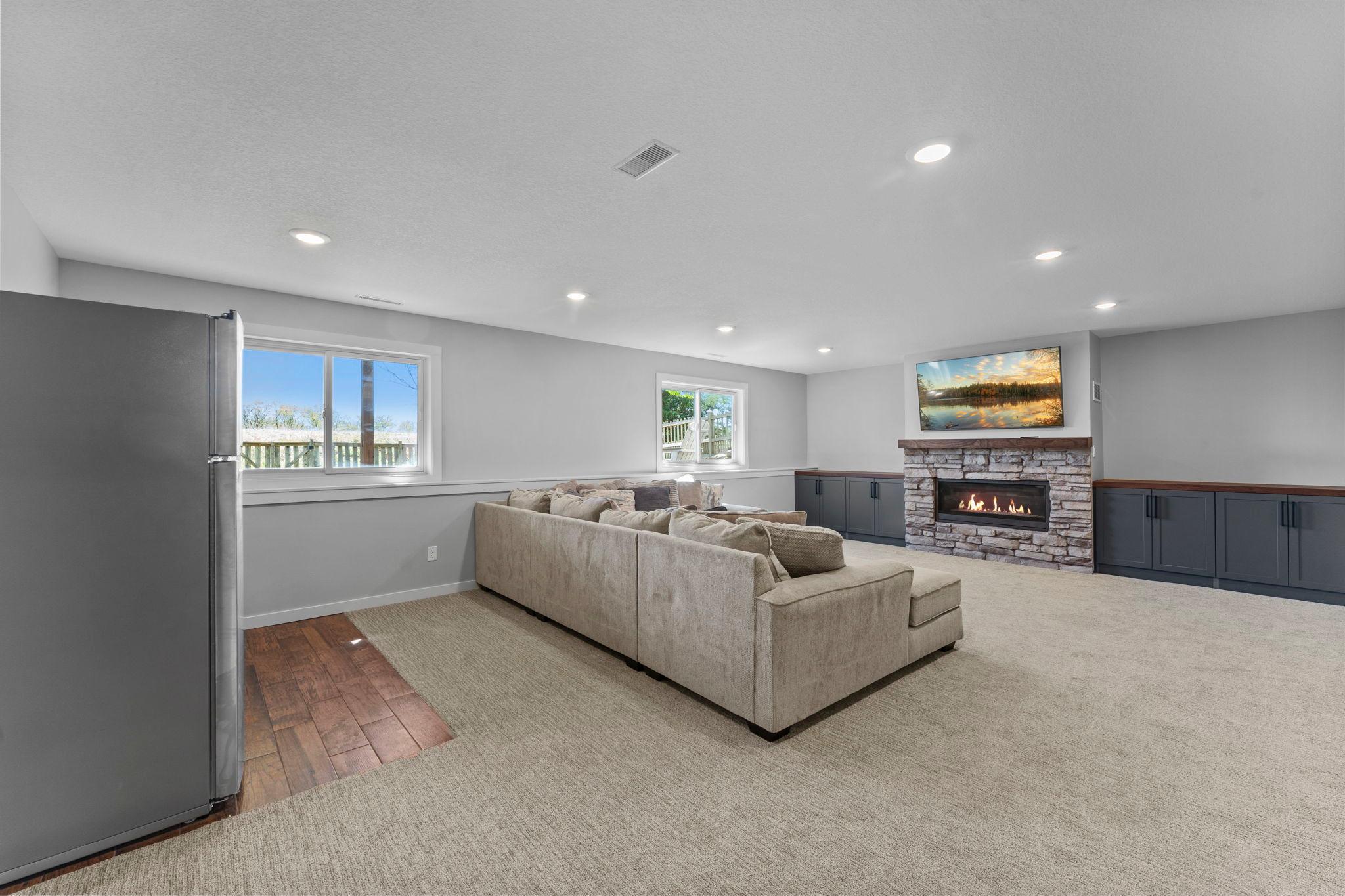 86-web-or-mls-936 Inspiration Pkwy S-500.jpg