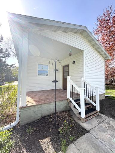 871 7th Street, Dawson, MN 56232
