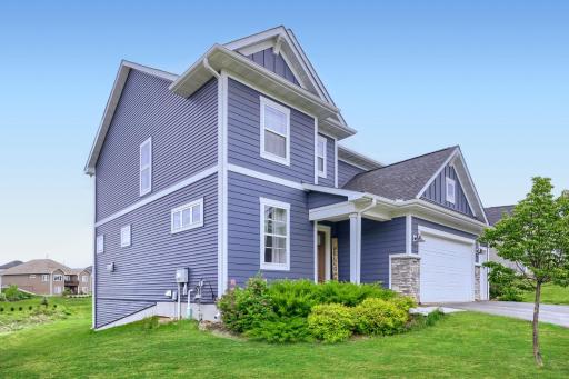 126 Maple Terrace, Waconia, MN 55387