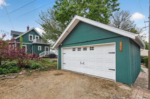3907 2nd Avenue S, Minneapolis, MN 55409