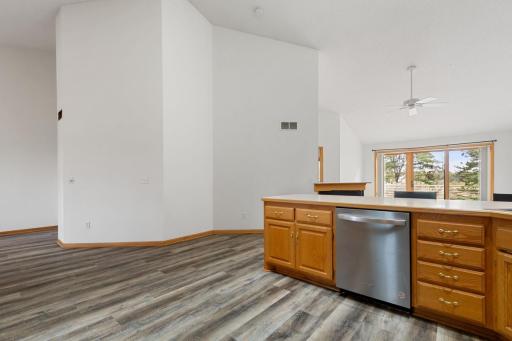 4233 93rd Avenue N, Minneapolis, MN 55443