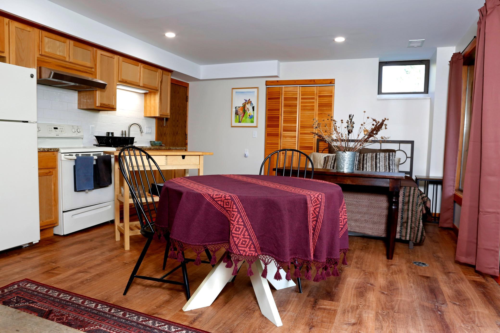 LL Guest suite