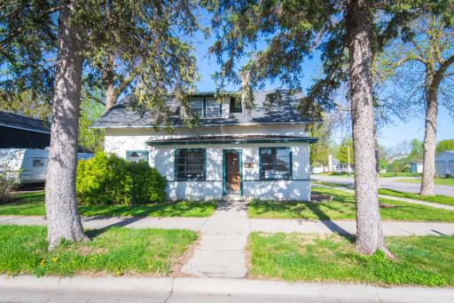 402 Maple Street, Sauk Centre, MN 56378