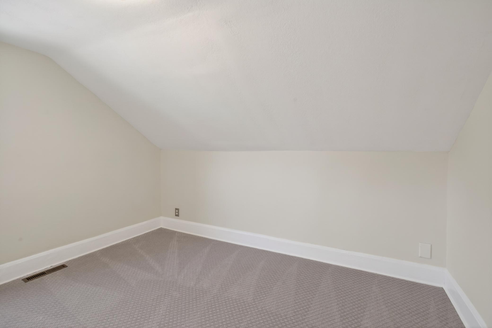 Upstairs Bedroom 3