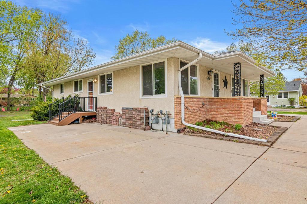 Excellent investment opportunity featuring a side-by-side duplex in desirable White Bear Lake. Great parking for both sides and newer steps leading into the home.