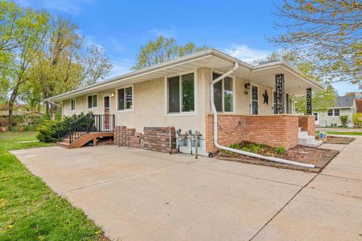 Excellent investment opportunity featuring a side-by-side duplex in desirable White Bear Lake. Great parking for both sides and newer steps leading into the home.