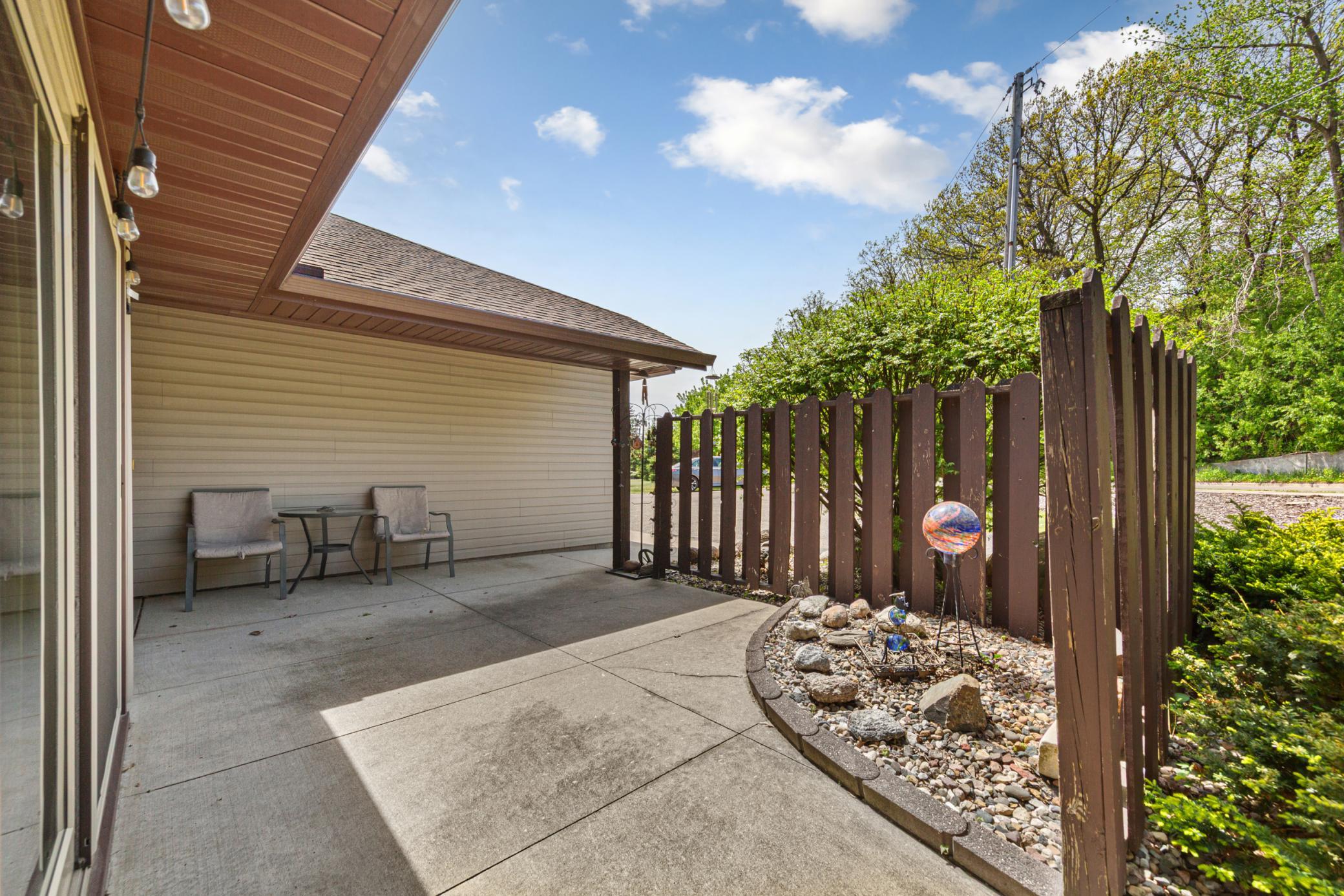 6 patio.jpg