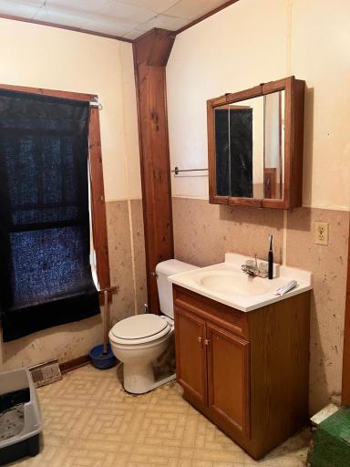 316 Central Avenue, Madison, MN 56256