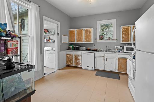 222 Langer Avenue N, Casselton, ND 58012