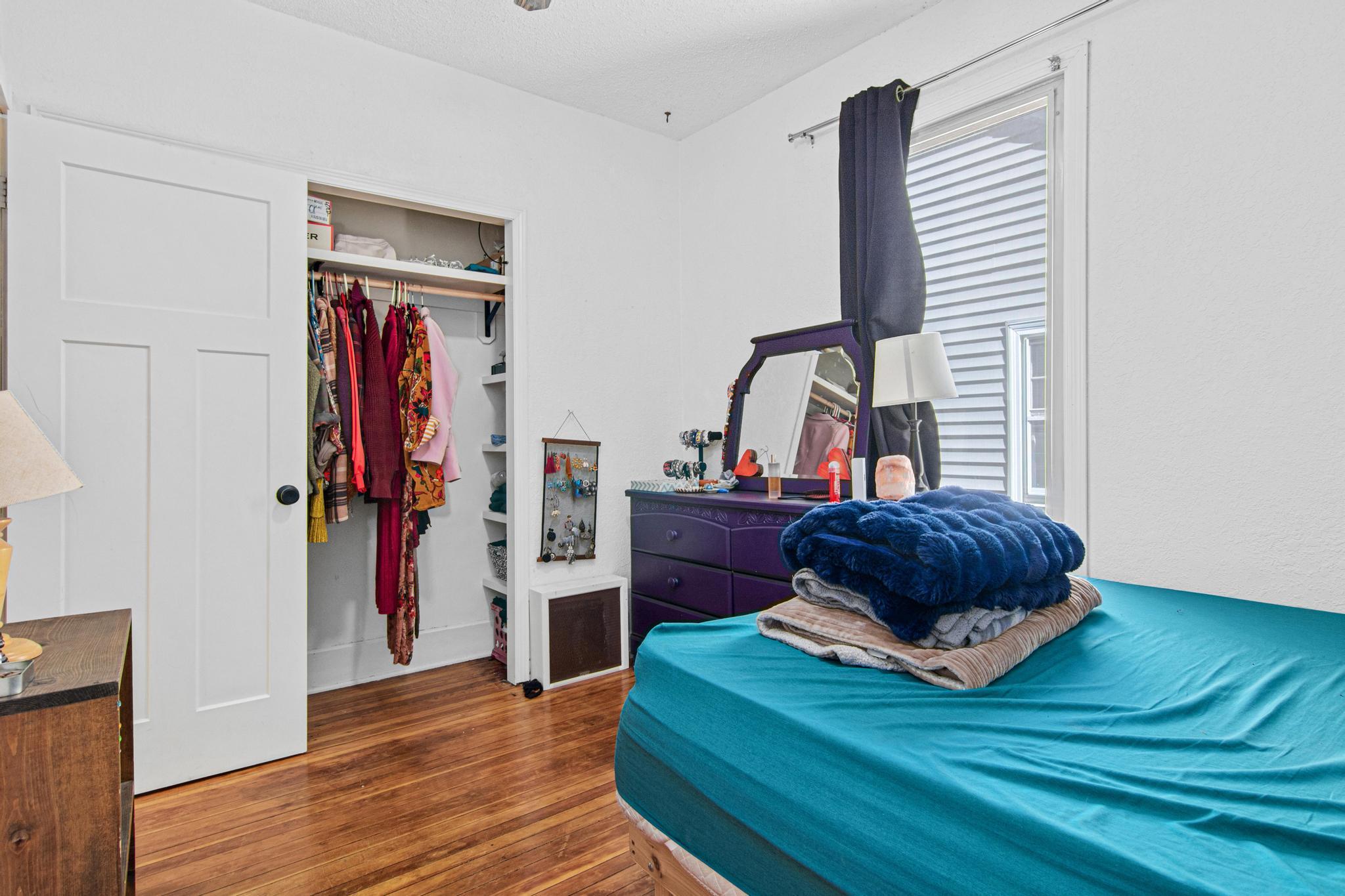 3236 N James Ave, Minneapolis-16.jpg
