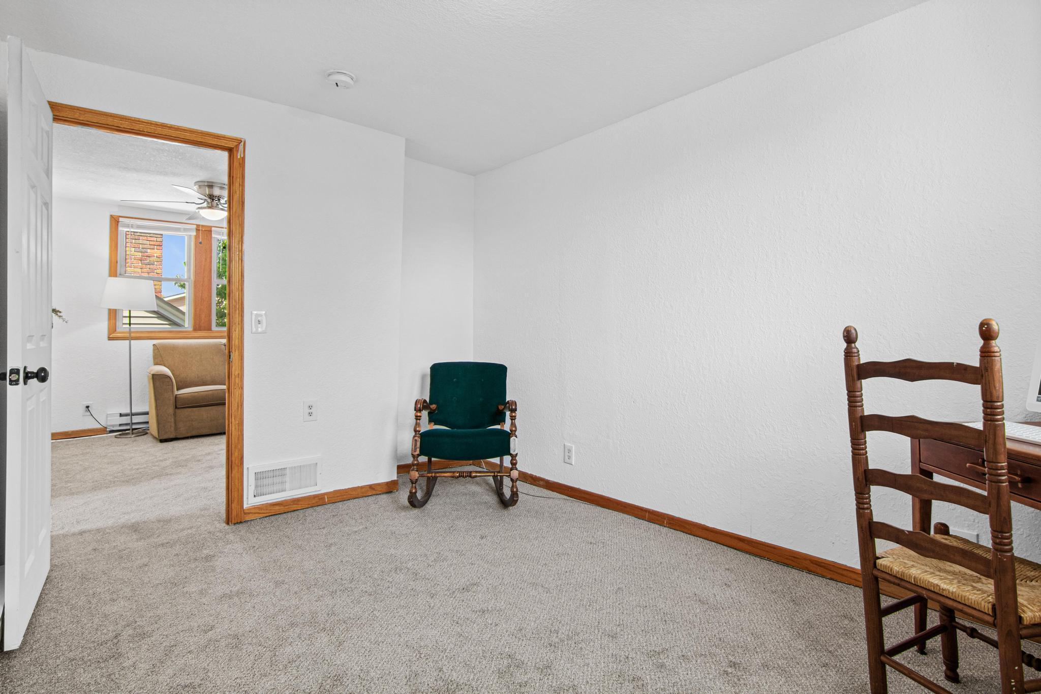 3236 N James Ave, Minneapolis-26.jpg