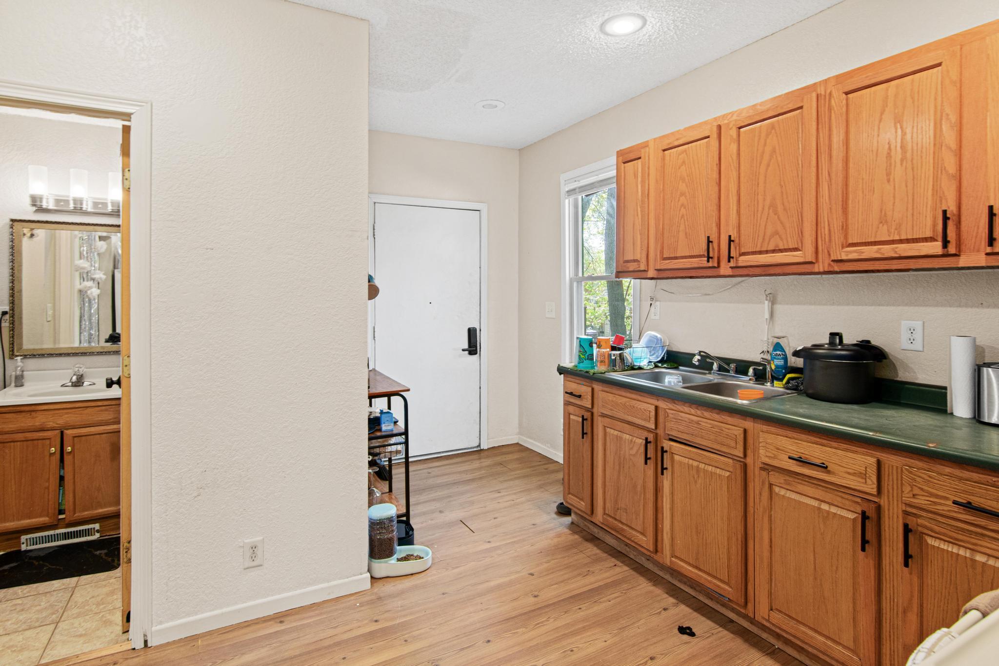 3236 N James Ave, Minneapolis-10.jpg