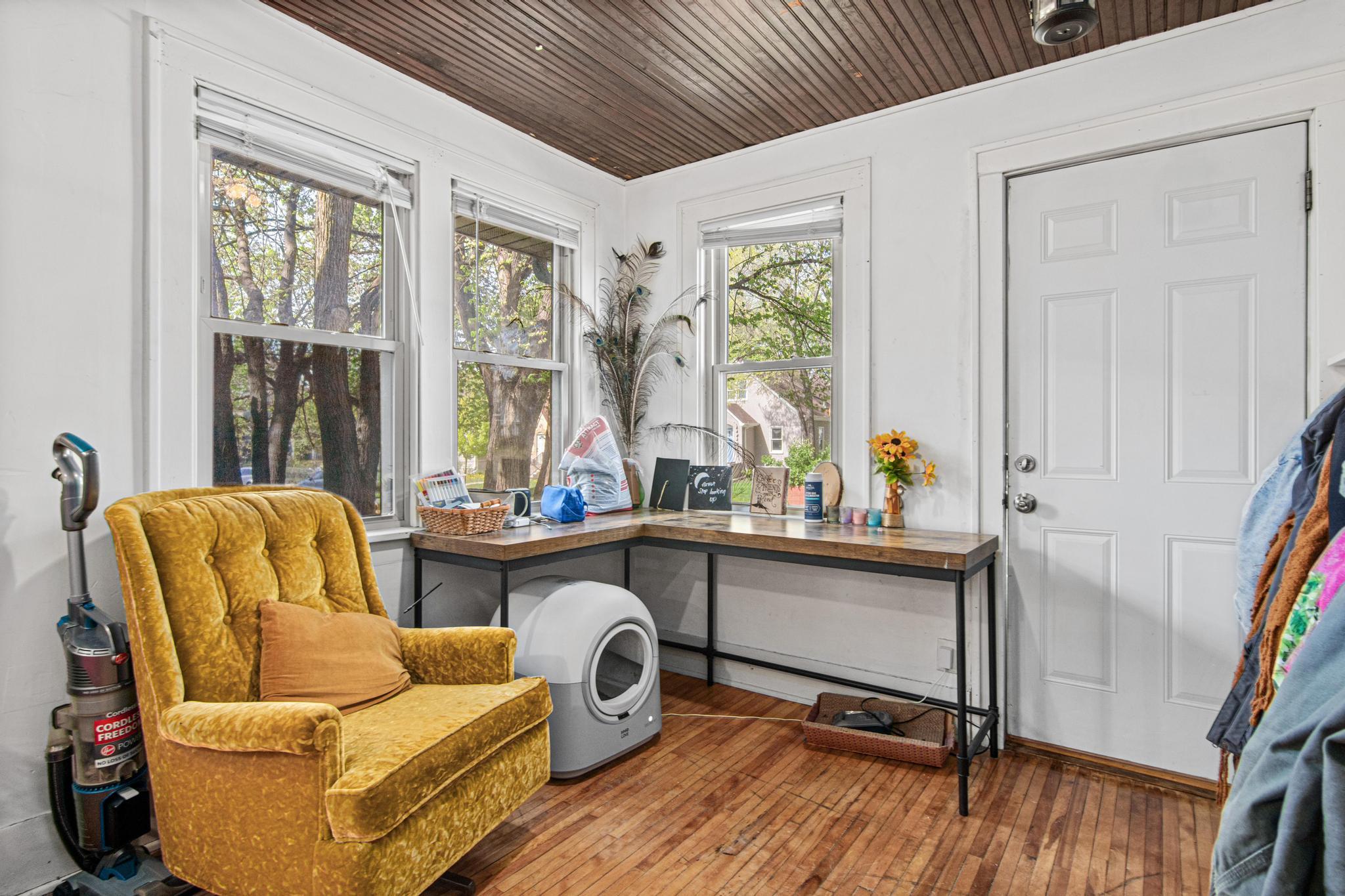 3236 N James Ave, Minneapolis-2.jpg