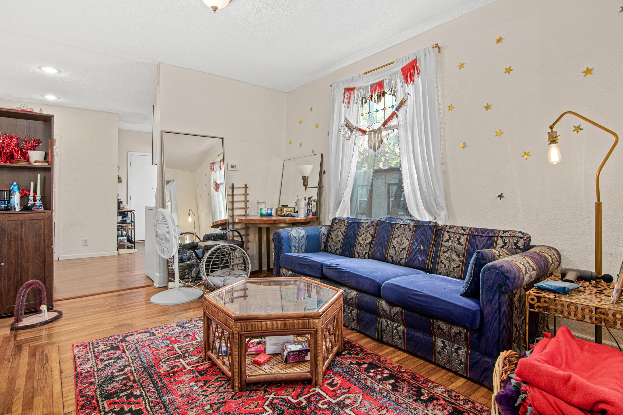 3236 N James Ave, Minneapolis-5.jpg