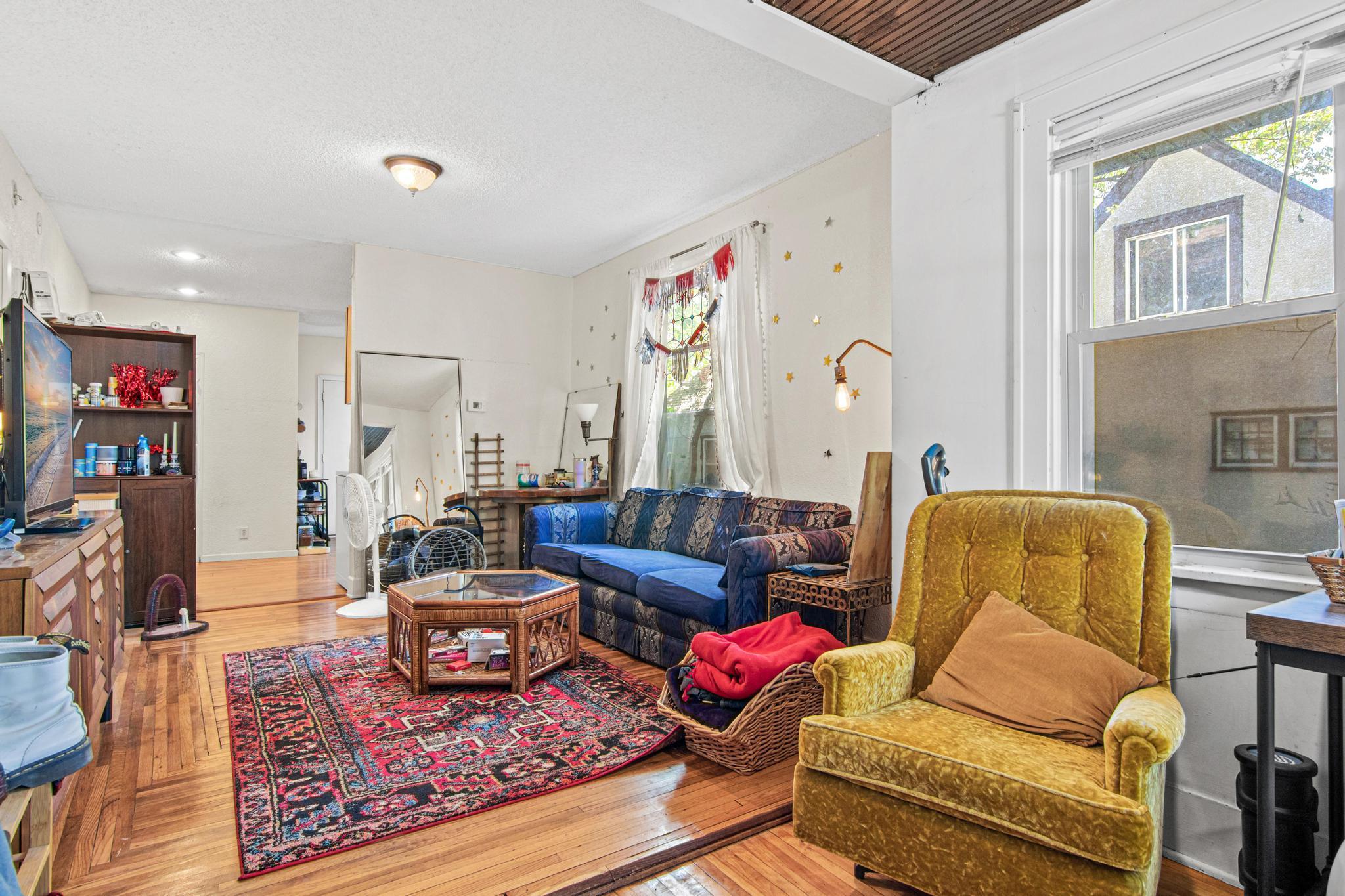 3236 N James Ave, Minneapolis-4.jpg