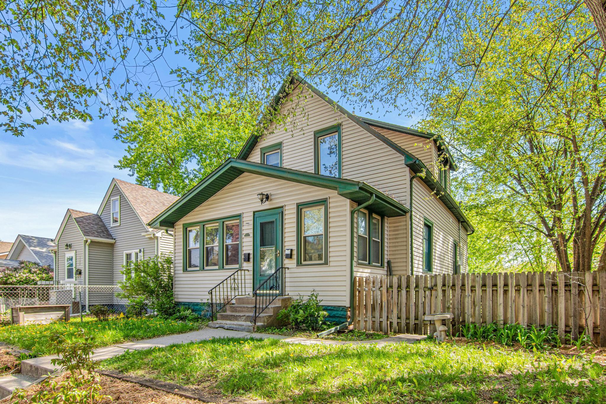 3236 N James Ave, Minneapolis-34.jpg
