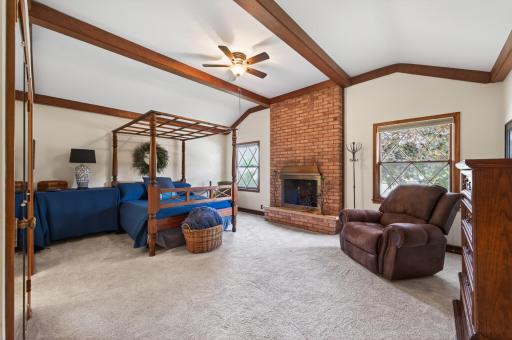 13651 Oakwood Curve, Burnsville, MN 55337