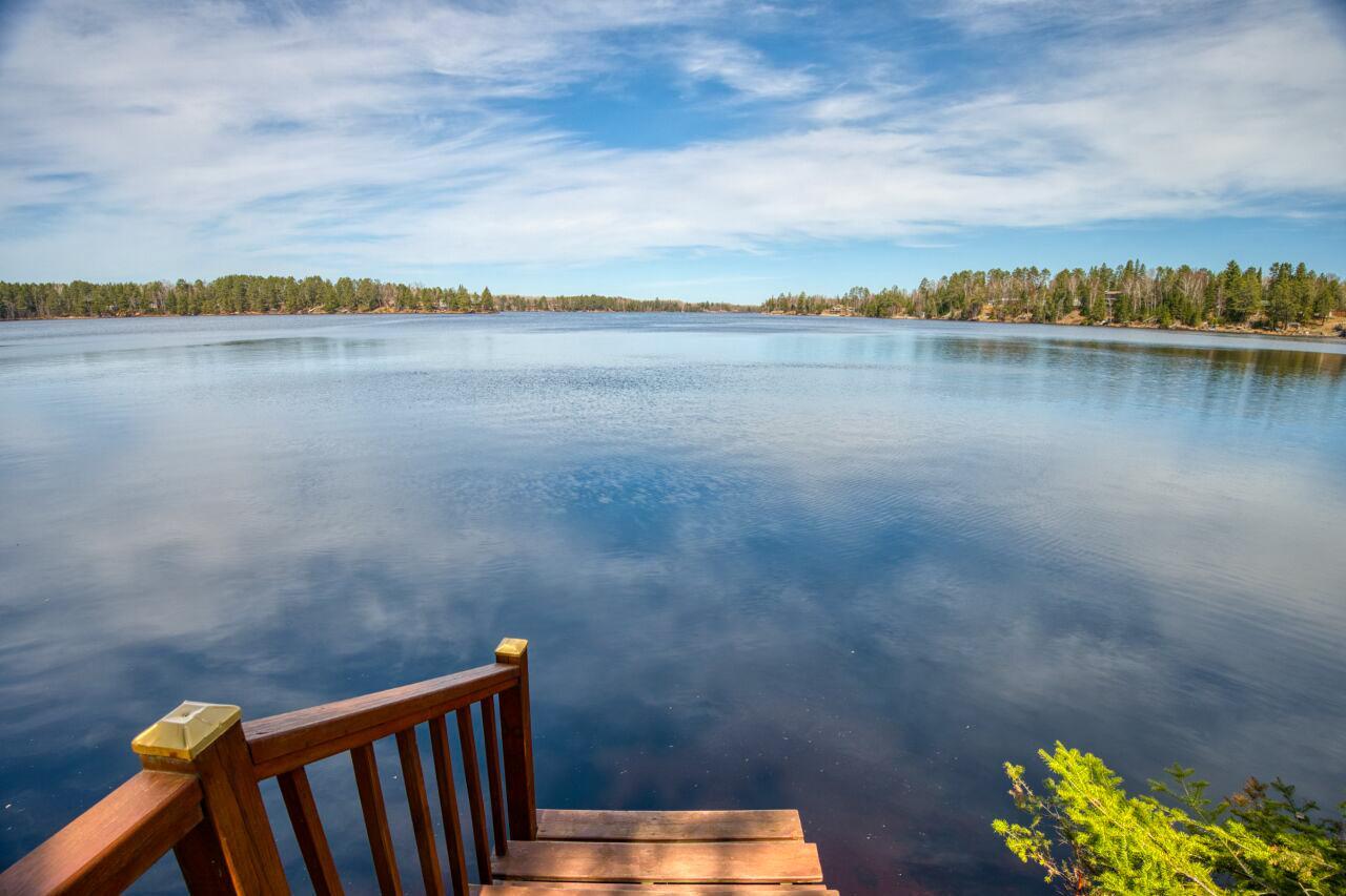 MLS-13079memory-ext1-cabin1shore2.jpg