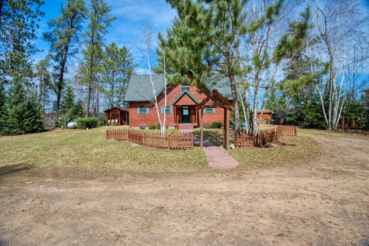 MLS-13079memory-ext1-cabin6.jpg