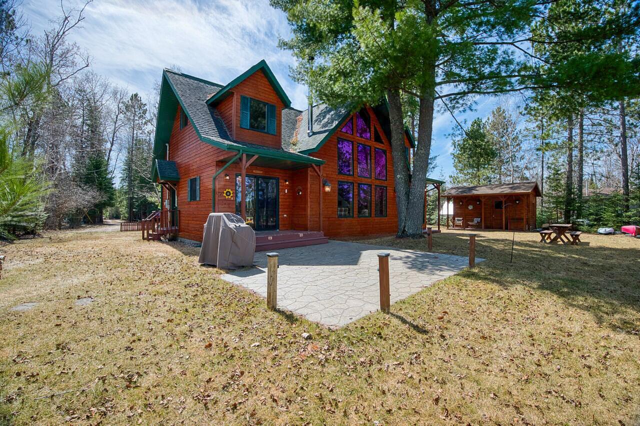 MLS-13079memory-ext1-cabin4.jpg