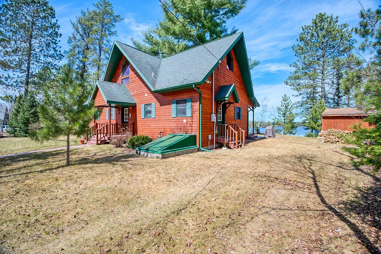 MLS-13079memory-ext1-cabin2.jpg