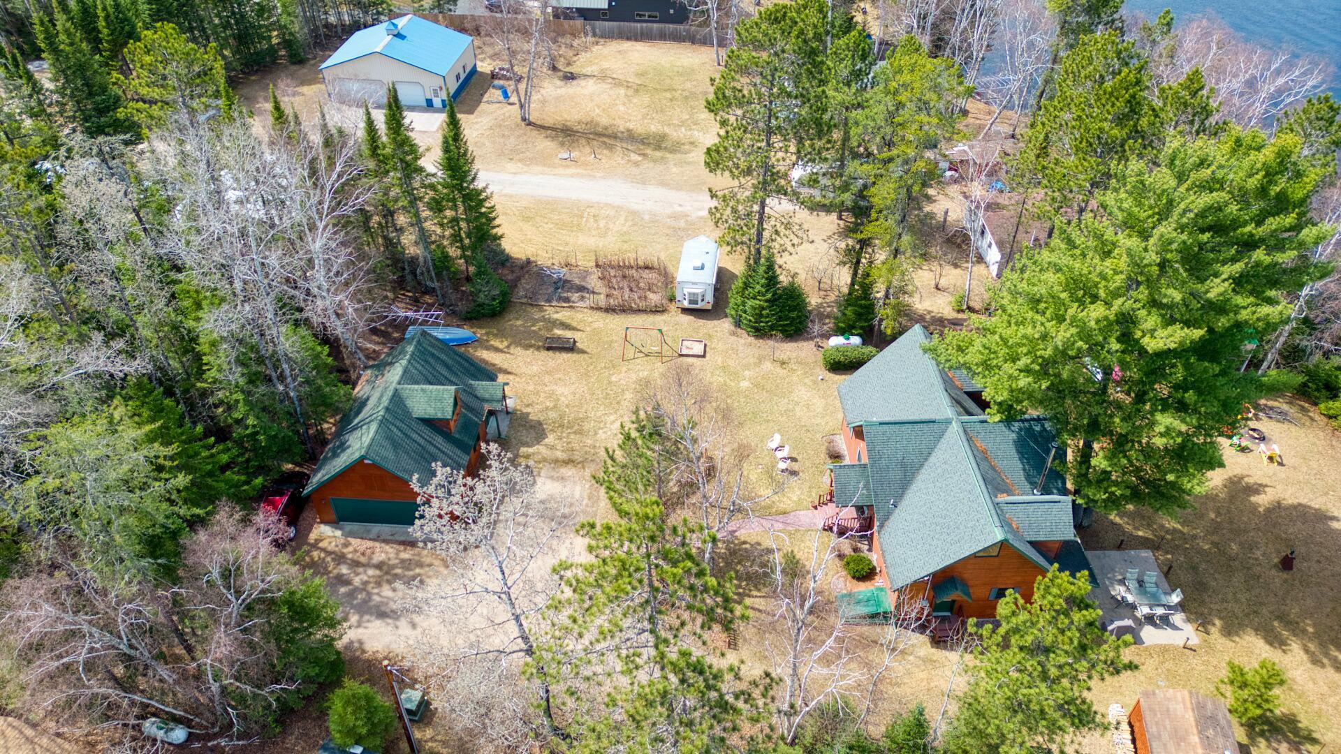 MLS-13079memory-ext1-cabin1xyz2a.jpg