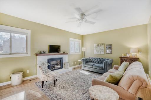 6220 Sandpiper Court, Edina, MN 55436