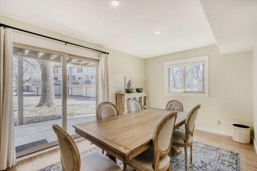 6220 Sandpiper Court, Edina, MN 55436