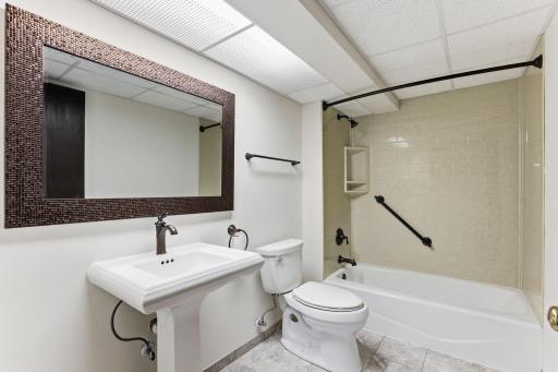 11724 67th Place N, Maple Grove, MN 55369