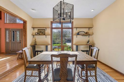 3915 Urbandale Lane N, Plymouth, MN 55446