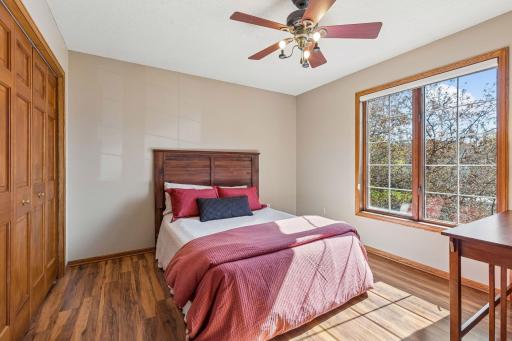 3915 Urbandale Lane N, Plymouth, MN 55446