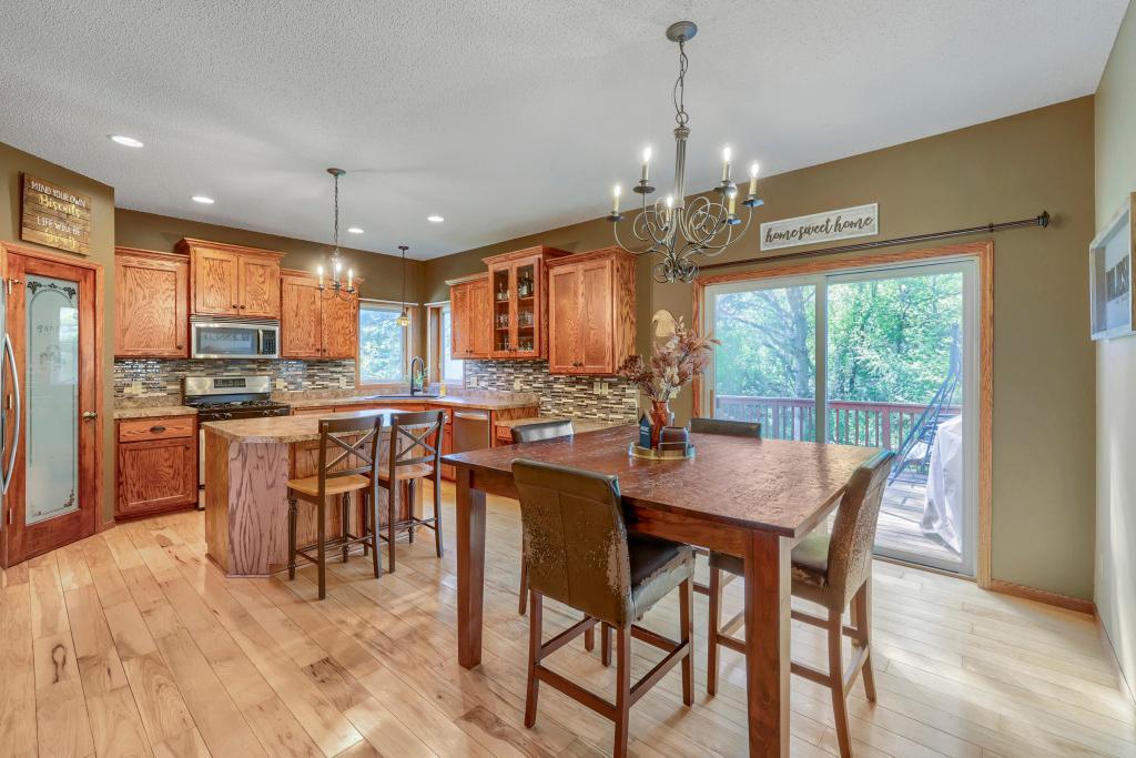 Kitchen & Informal Dining Area