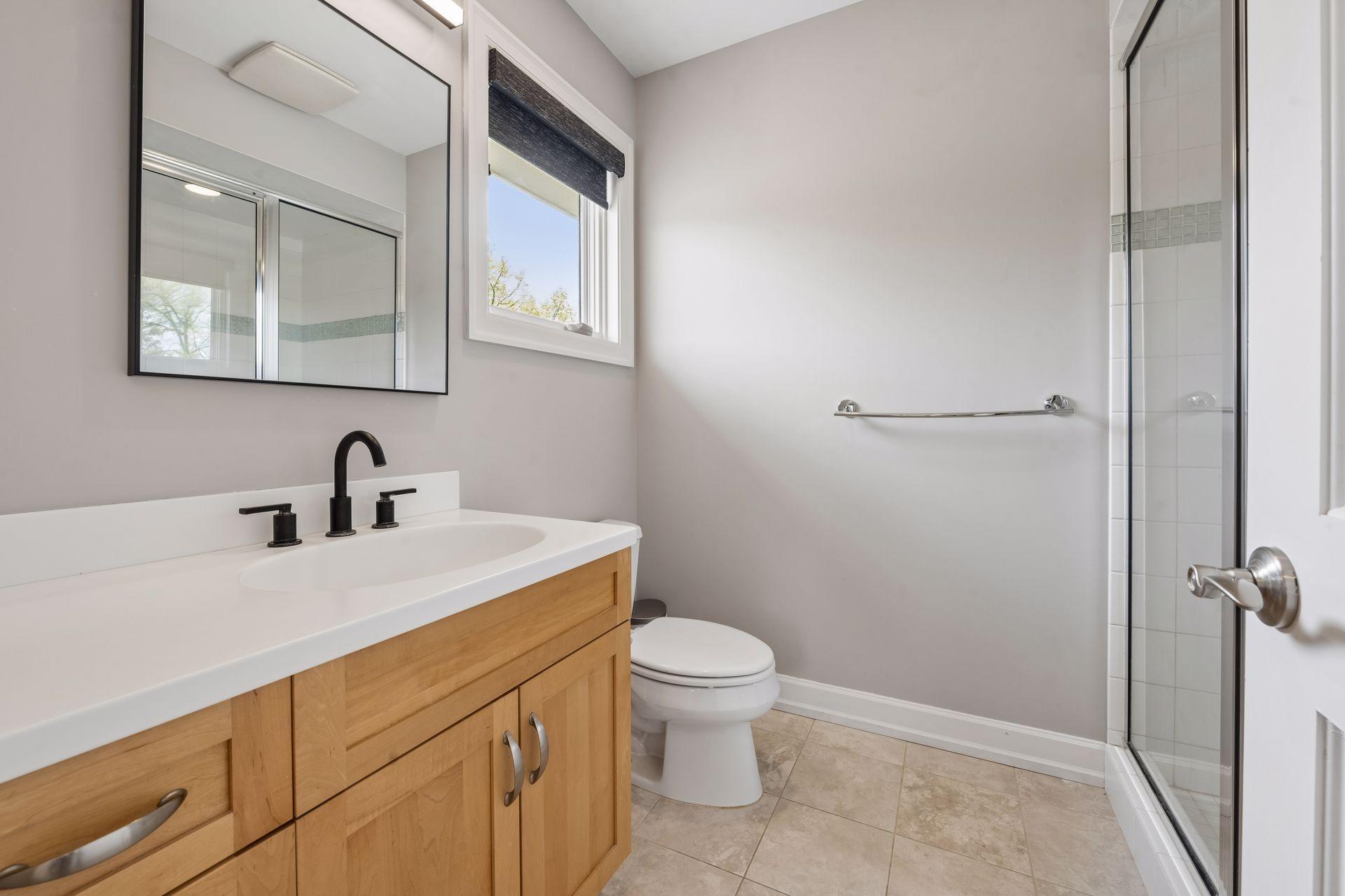 The en suite bathroom upstairs.