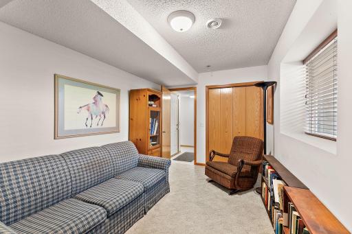 21 River Bend Place, Chaska, MN 55318