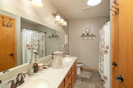 217 Clubhouse Drive NE, Stewartville, MN 55976