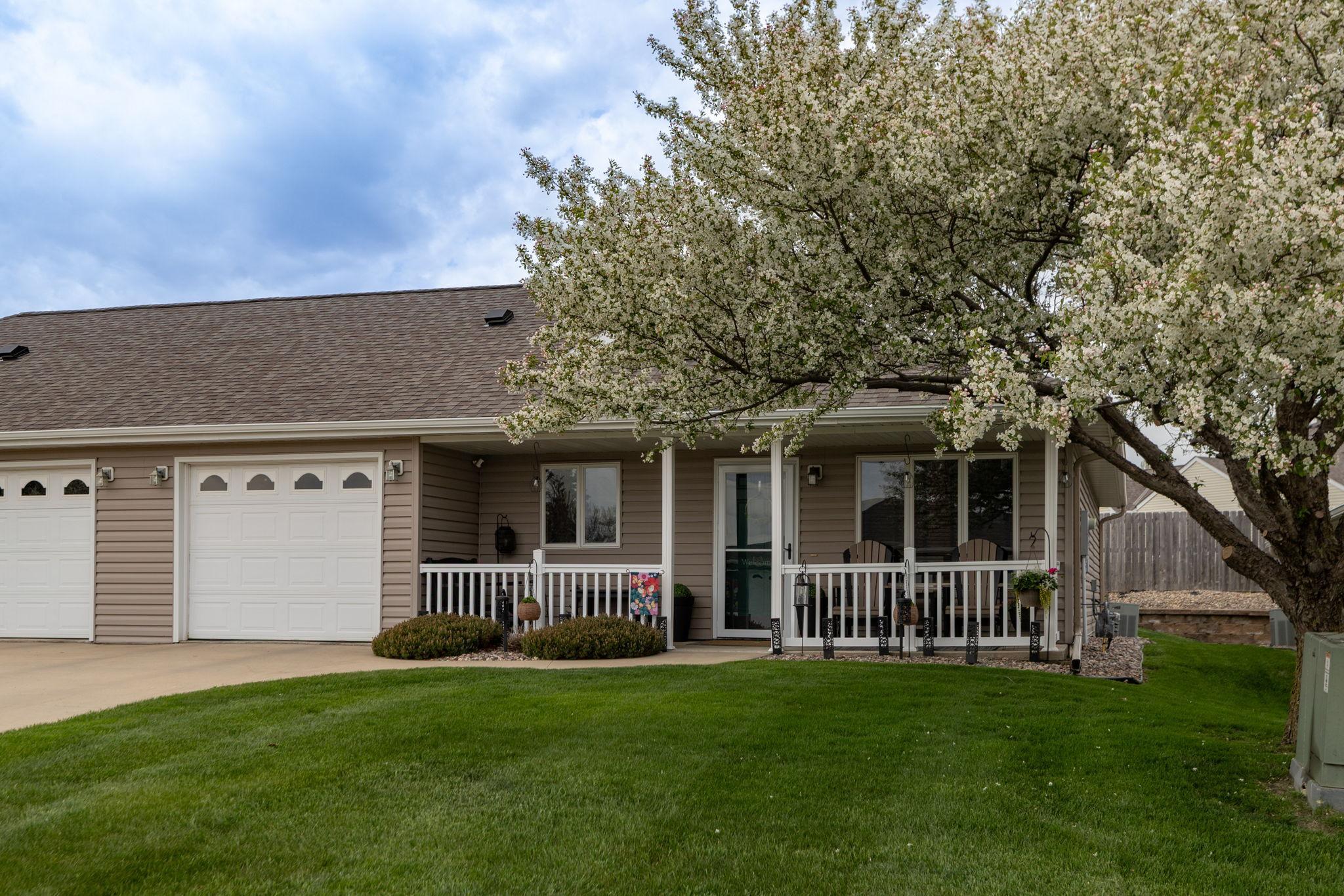 217 Clubhouse Dr. Exterior
