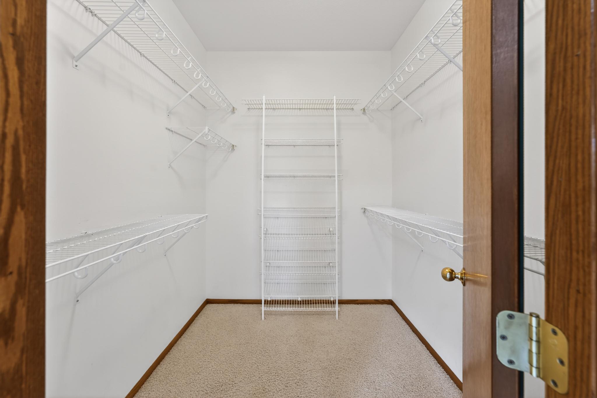 7052EagleTrail-DONE-04.jpg