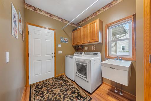 2570 Fox Hollow Lane, Owatonna, MN 55060