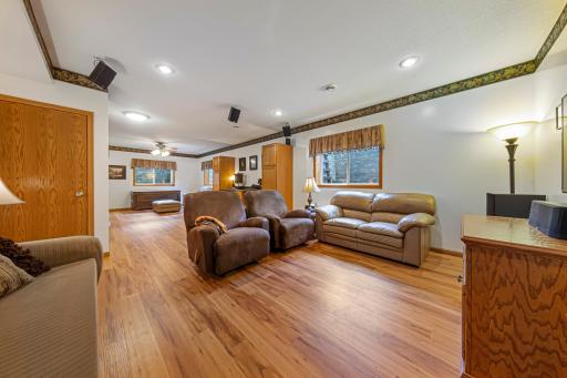 2570 Fox Hollow Lane, Owatonna, MN 55060