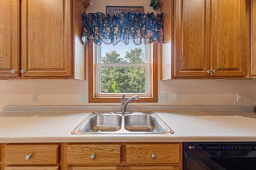 2570 Fox Hollow Lane, Owatonna, MN 55060