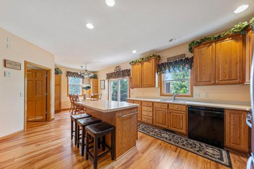 2570 Fox Hollow Lane, Owatonna, MN 55060