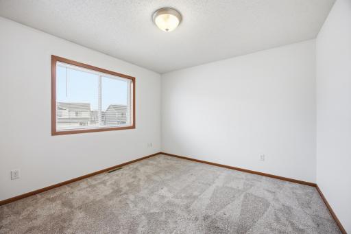 4257 Estate Drive S, Fargo, ND 58104